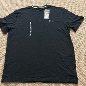 Black UnderArmour Fitted Tshirt
